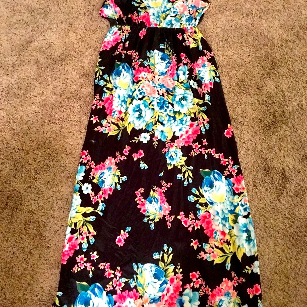 Floral maxi floral dress size XL, NWOT
